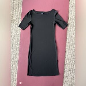 GAP Little Black Dress Size XS Classic Boat Neck Side Slit